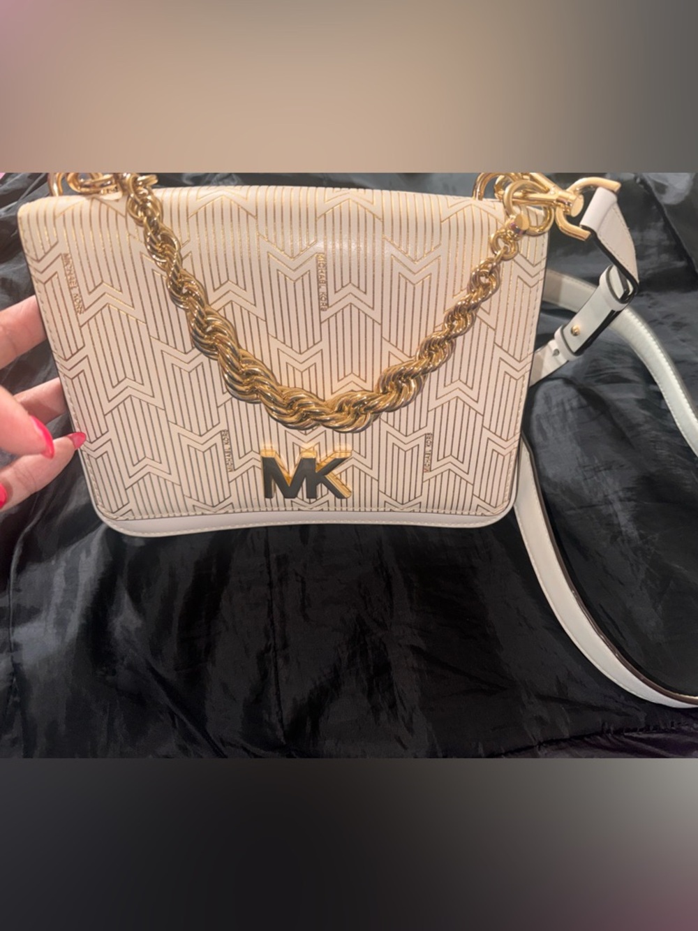 Michael Kors white  Chevron MK Chain Crossbody Bag.  sorry no dust bag